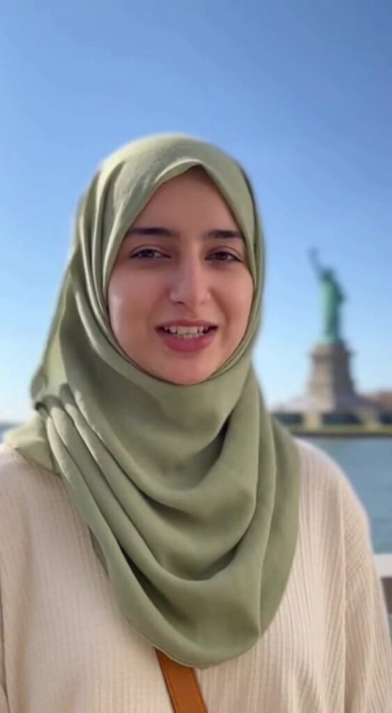 Sarah Khan